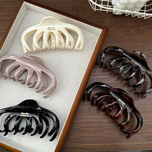 Grande Pince à Cheveux Citrouille Style Français Étiquette Dorée Plastique Pince Requin pour Cheveux Épais Accessoire Quotidien Femme