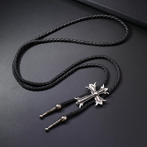 Vintage-Bolo-Krawatte mit gotischem Silberkreuz und schwarzer geflochtener PU-Lederkordel