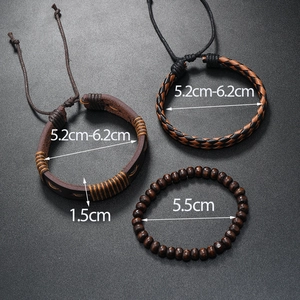 Detail of multilayer men's leather bracelets with wood beads and size dimensions