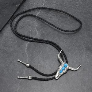 Vintage Bolo-Krawatte mit silbernem Stierschädel, Türkisen und schwarzem Lederband