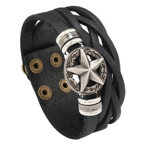Heren Vintage Rundleer Armband Punk Hip Hop Meerlaags Gevlochten Ster Metalen Badge Verstelbaar Drukknop Armband