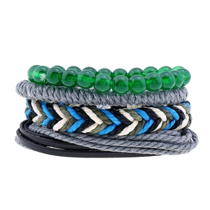 Coffret de bracelets vintage en cuir tressé avec perles et motifs ethniques