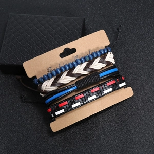 Herren Armband-Set aus Leder im Boho-Stil mit blauen Holzperlen und geflochtenen Schnüren