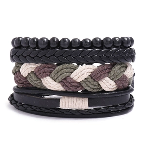 Bracelet multicouche rétro en cuir avec cordes tressées et perles en bois pour hommes et femmes
