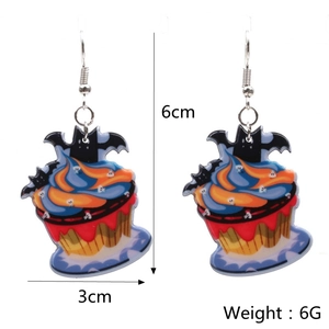 Detail view of 6x3cm Halloween cupcake earrings with bat and pumpkin motifs