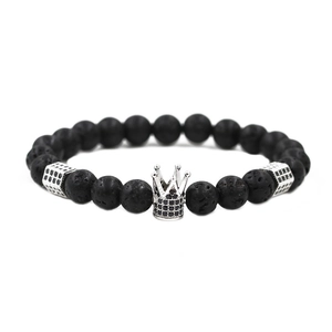 Herren Armband aus Lavastein mit Krone und Sechskantperlen mit schwarzem CZ Besatz