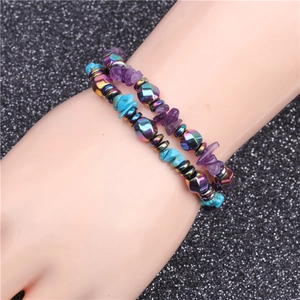 Ensemble de bracelets en améthyste, turquoise et pierres magnétiques au poignet