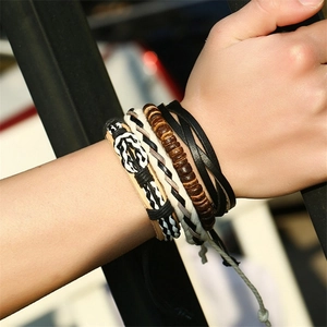 Conjunto de pulseras de cuero trenzado vintage para hombre con cuentas de madera y cuerda