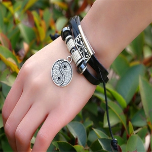 Handmade multilayer leather braid bracelet with Yin Yang charm for men and women