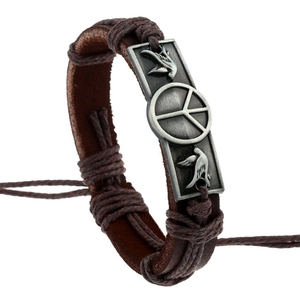 Bracelet en Cuir Tressé Fait Main Vintage Avec Pendentif Oiseau Signe de Paix en Alliage Bracelet Enveloppant Ajustable