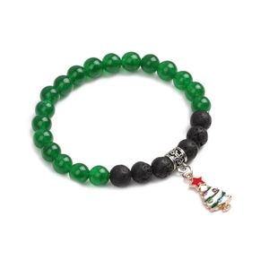 Kralenarmband van groene agaat en lavasteen met een feestelijke kerstboom hanger