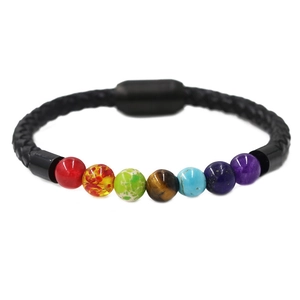 Bracciale in Pelle Intrecciata in Pietra Naturale 7 Chakra Uomo Donna Perline di Cristallo Curativo Gioielli in Acciaio Inossidabile con Chiusura Magnetica