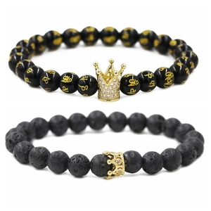 Set de pulseras de corona para hombre con piedra de lava negra y dijes de oro micro-pave