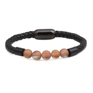 Bracelet en cuir tressé noir avec perles irisées et fermoir magnétique en acier inoxydable