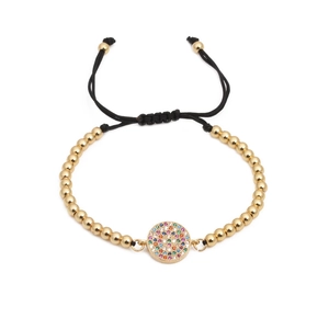 Bracciale intrecciato regolabile con ciondolo tondo in zircone colorato e perle dorate