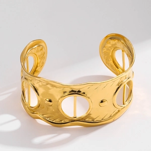 Women Hammered Texture Gold Stainless Steel Wide Cuff Bracelet Vintage Hollow Geometric Open Bangle High End Fashion Jewelry