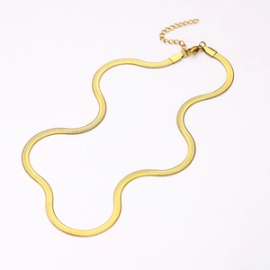 Collar de cadena de serpiente en acero inoxidable dorado con cierre de mosquetón ajustable