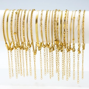 Ensemble de bracelets en acier inoxydable plaqué or 18 carats avec breloques cœur