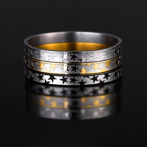 Bracelet Jonc Étoile en Acier Inoxydable Plaqué Or 18K Étoile à Cinq Branches Bijoux Minimalistes pour Femmes