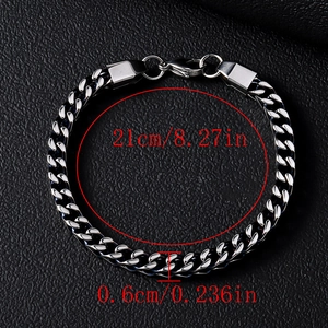 Dettaglio bracciale cubano argento con misure di 0,6 cm di larghezza e 21 cm