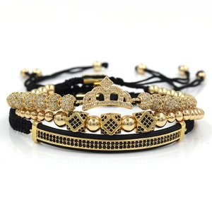 Conjunto de 3 pulseras para hombre oro y negro con dije de corona y circonitas