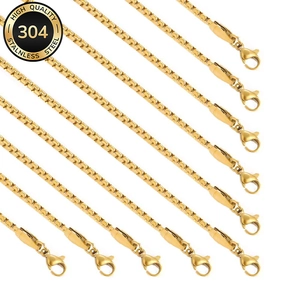 Detail of high-quality gold 304 stainless steel box chains with lobster clasps