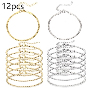 Set aus 12 Gold- und Silber-Boxkettenarmbändern mit Karabinern für die Schmuckherstellung