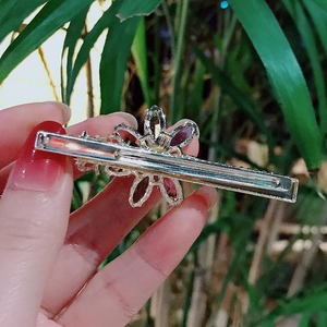 Pince à cheveux fleur en cristal étincelant avec pierres marquises et alliage argenté chic