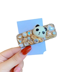 Barrette rectangulaire baroque avec panda, strass et lettrage Loveme élégant