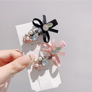 Elegant Korean style sparkling crystal bow hair clips with pearls and rhinestones
