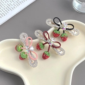 Pince à Cheveux Coréenne Douce Fraise Strass Nœud Pince Latérale Bec de Canard en Alliage Épingle à Cheveux de Mode pour Femmes