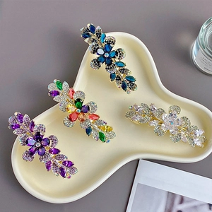 Pince à Cheveux Élégante en Alliage Floral avec Strass Barrette à Ressort Vintage Fleur Étincelante Accessoire pour Femmes