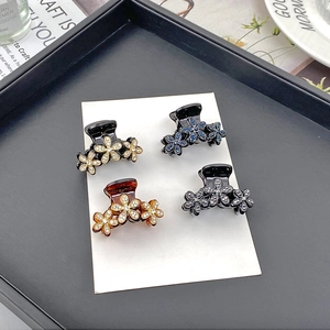 Koreanische Elegante Strass Blume Haarkralle Kleine Zinklegierung Blumige Haarspange Haarnadel Für Damen Mode Accessoires