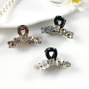 Elegant Mini Resin Hair Claw Clips For Women Rhinestone Faux Artificial Pearl Flower Hair Clips French Korean Wedding Party Accessories
