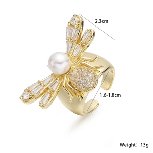 Detail shot of 18K gold plated bee ring with pearls and zircons showing dimensions
