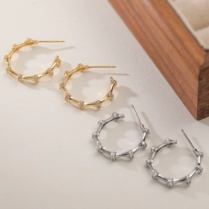 Elegant Copper Gold Plated Bamboo Joint Hoop Earrings Zircon Inlaid Geometric C-Shape Hoop Jewelry For Women Style