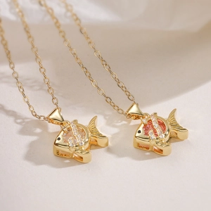 Einfache Luxus Goldfisch Anhänger Halskette 18K Vergoldet Kupfer Zirkonia Fisch Tier Charm Schlüsselbein Kette Schmuck Für Damen