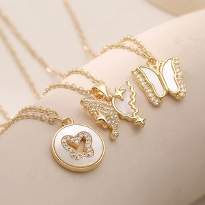 18K Vergoldet Kupfer Schmetterling Anhänger Halskette Mit Perlmutt Weiß Zirkonia Eingelegt Luxus Schmuck Damen Elegante Kette