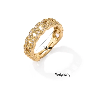 Detail view of 8mm gold Cuban link ring with 1.8cm diameter and 4g weight specifications