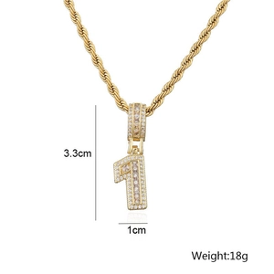 Pendentif Hip-hop numéro 1 avec zircons clairs mesurant 3,3 cm par 1 cm et pesant 18g