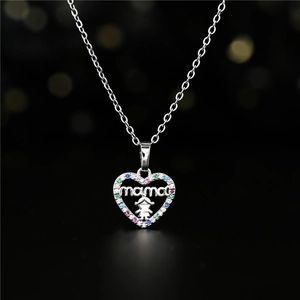 MAMA Herz Halskette in Silber mit bunten Zirkoniasteinen und Mädchensilhouette als Geschenk