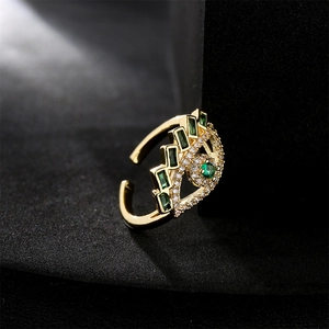 Bague ouverte œil protecteur en cuivre plaqué or 18 carats avec zircons verts et strass