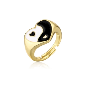 Yin Yang Herz Ring in Gold-Optik mit schwarz-weißem Emaille und verstellbarem Band
