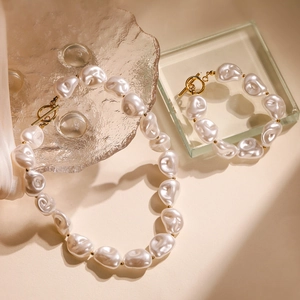 Baroque Irregular Artificial Pearl Jewelry Set Gold Plated Stainless Steel OT Buckle Retro Elegance For Women Wedding Daily Wear