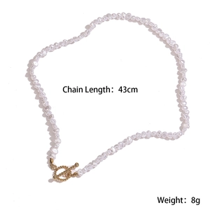 Baroque irregular pearl necklace with gold OT toggle clasp and 43cm chain length detail