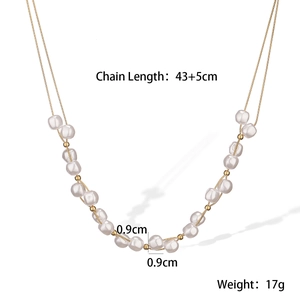 Collar de doble capa en acero inoxidable chapado en oro 18K con elegantes perlas