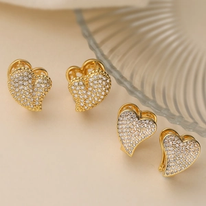 Vintage 18K Gold Plated Copper Heart Zirconia Hoop Earrings For Women Minimalist Fashion Geometric Dainty Jewelry Gift