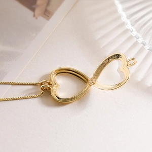 Collana Minimalista con Medaglione a Cuore in Rame Placcato Oro 18K Ciondolo Cornice Foto Catena a Box Regolabile Donna