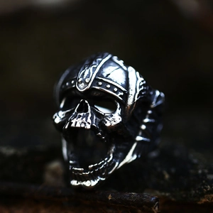 Vintage Gotische Viking Schedel Ring Voor Heren Roestvrij Staal Punk Dood Schedel Met Helm Biker Ring Heavy Metal Vinger Sieraden Cadeau