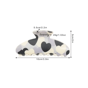 Customizable half-circle hair claw clip with heart patterns and dimensions 10cm x 5cm